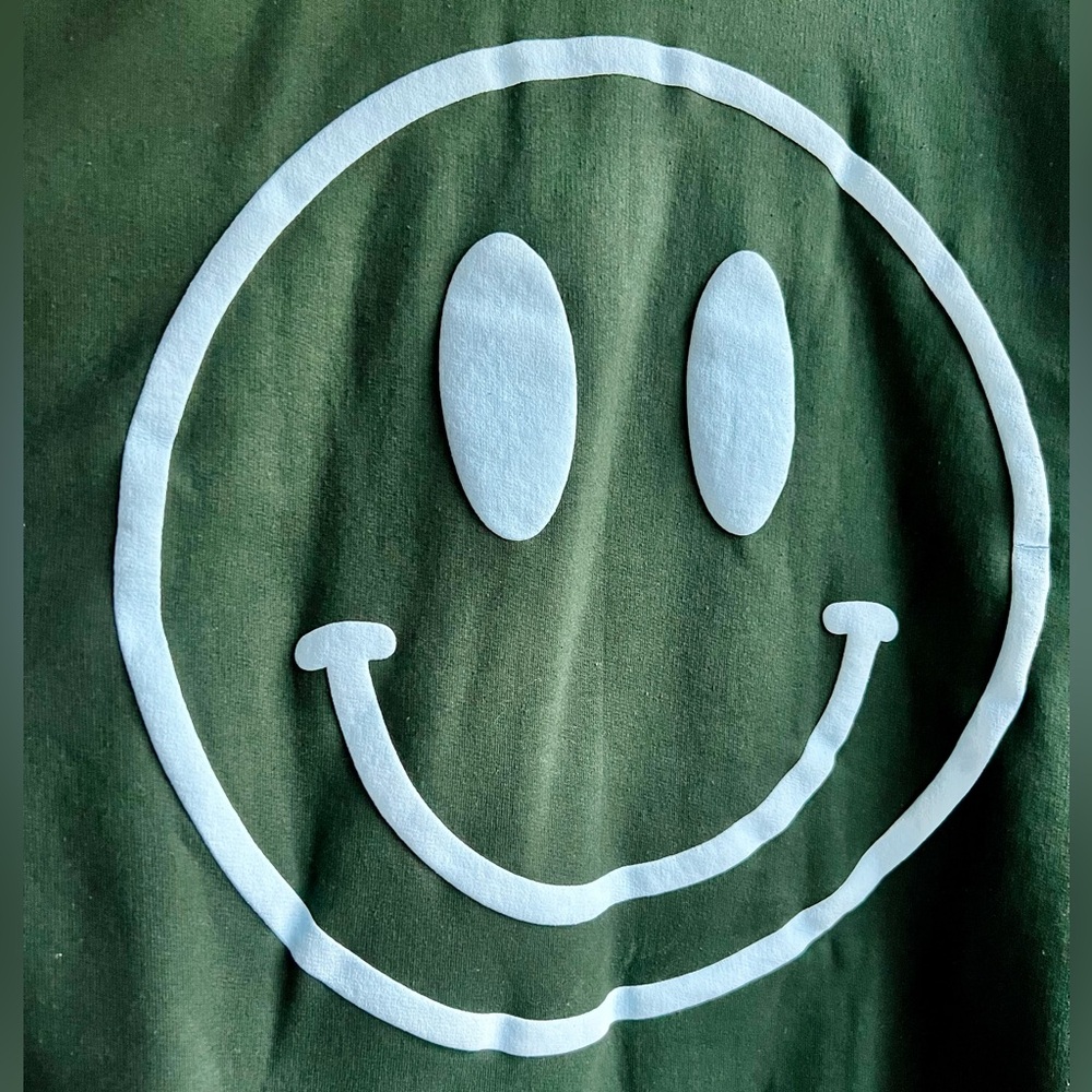 NWOT Dressed in LaLa Green “The World Needs Your Magic” Smiley Sweatshirt Sz-S/M - Picture 8 of 13